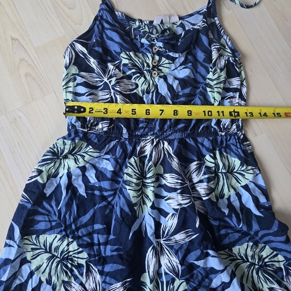 Roxy Hawaiian print dress size medium - Picture 6 of 9